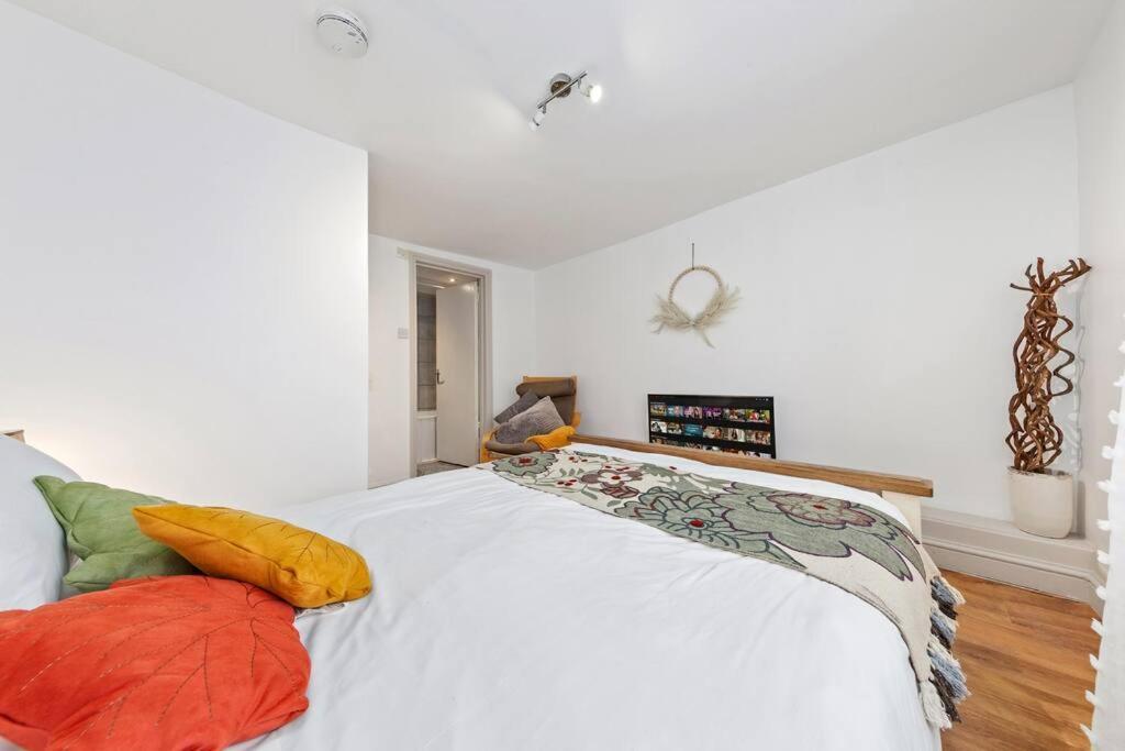 Апартаменты 1Br Modern Flat On Edgware Rd Ed3 Лондон Экстерьер фото